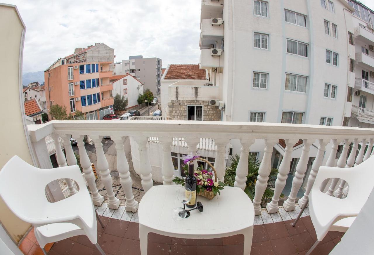 Apartments & Rooms Nikolic Budva Kültér fotó