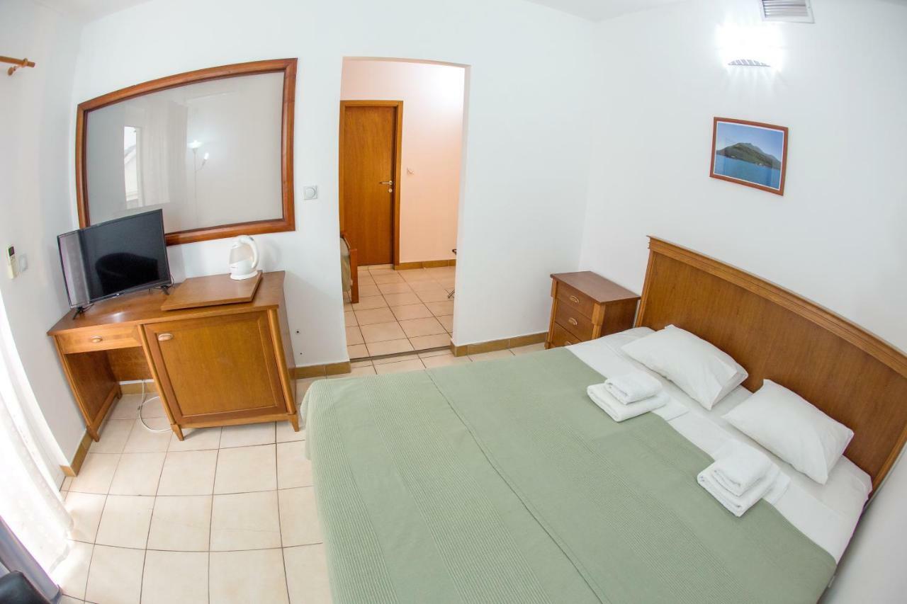 Apartments & Rooms Nikolic Budva Kültér fotó